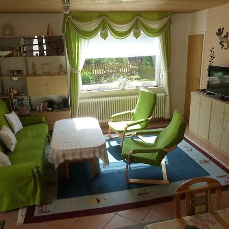 Ferienhaus "Finkennest" Berumbur エクステリア 写真